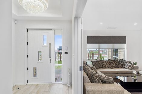 Photo of property in 1 Livingstone Drive, Papamoa Beach, Papamoa, 3118