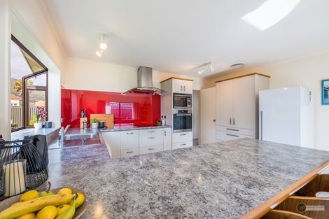 Photo of property in 15a Collingwood Street, Waterloo, Lower Hutt, 5011