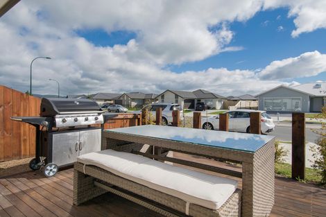Photo of property in 1 Livingstone Drive, Papamoa Beach, Papamoa, 3118