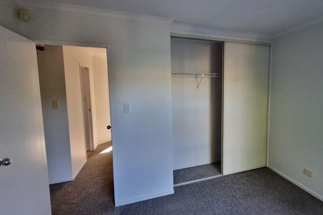 Photo of property in 12/17 Harbour View Road, Te Atatu Peninsula, Auckland, 0610