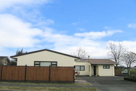 Photo of property in 2 Wainscott Street, Greenmeadows, Napier, 4112