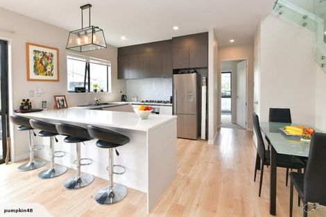 Photo of property in 18 Kaipuke Crescent, Gulf Harbour, Whangaparaoa, 0930