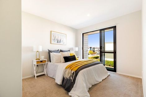 Photo of property in 9 Irving Place, Hobsonville, Auckland, 0616