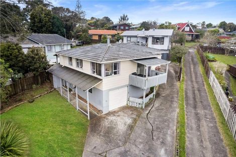 Photo of property in 14 Waari Avenue, Sunnyvale, Auckland, 0612