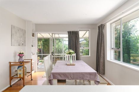 Photo of property in 30 Greendale Avenue, Avonhead, Christchurch, 8042