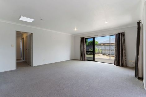 Photo of property in 24 Golden Courie Close, Papamoa Beach, Papamoa, 3118