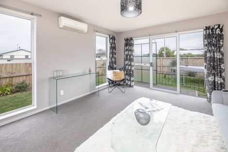 Photo of property in 2 Lamorna Road, Parklands, Christchurch, 8083