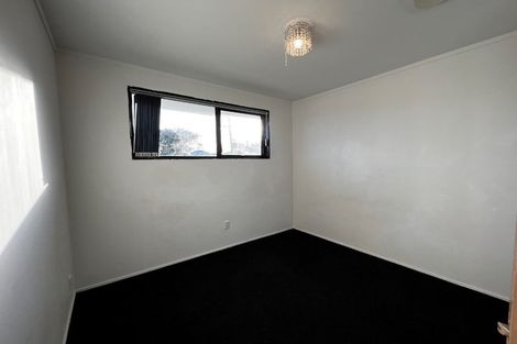 Photo of property in 1/6 Manuka Road, Glenfield, Auckland, 0629