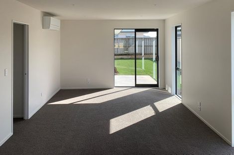 Photo of property in 7 Marcoola Drive, Rolleston, 7614