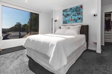 Photo of property in 5 Hull Place, Whitby, Porirua, 5024