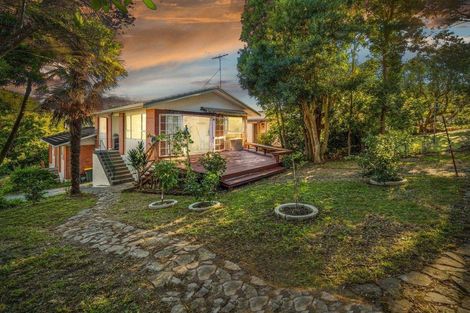 Photo of property in 2/21 Glamorgan Drive, Torbay, Auckland, 0630