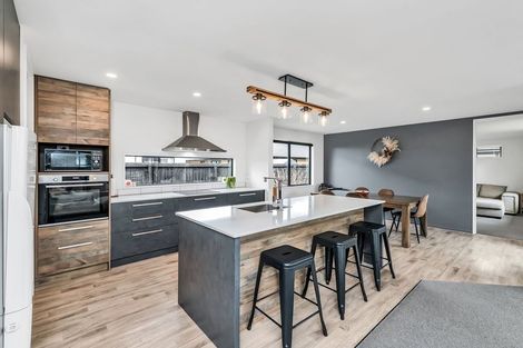 Photo of property in 3 Guyon Street, Marshland, Christchurch, 8083