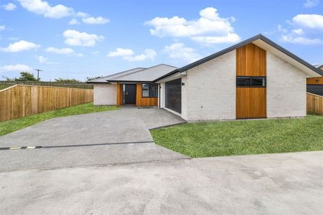Photo of property in 15 Fountain Place, Rolleston, 7614