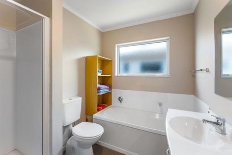 Photo of property in 6b Pokaka Street, Birchville, Upper Hutt, 5018