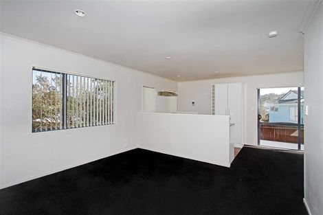 Photo of property in 19 Sabot Place, Massey, Auckland, 0614