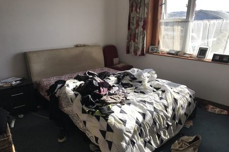 Photo of property in 94 Endeavour Street, Lyall Bay, Wellington, 6022