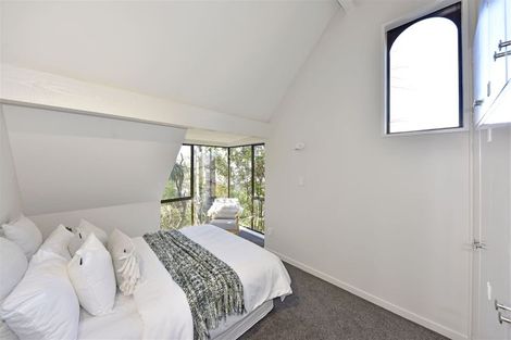 Photo of property in 210 Riverlaw Terrace, Saint Martins, Christchurch, 8022