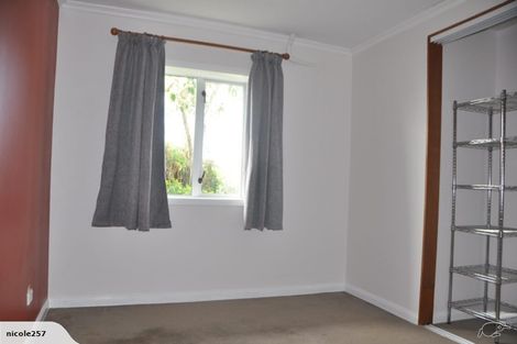 Photo of property in 129 Kia Ora Road, Beach Haven, Auckland, 0626