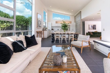 Photo of property in 13 Semaphore Lane, Whitby, Porirua, 5024