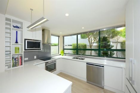 Photo of property in 19 Waiwetu Street, Fendalton, Christchurch, 8052