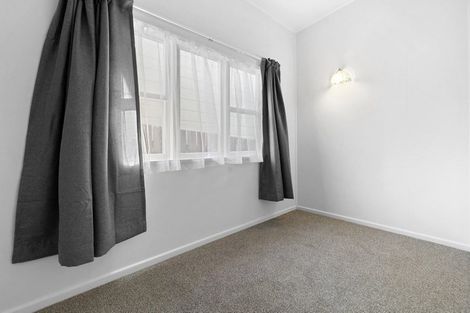 Photo of property in 90 Eden Street, Island Bay, Wellington, 6023