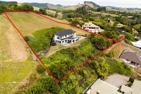 Photo of property in 7r Estates Terrace, Welcome Bay, Tauranga, 3175