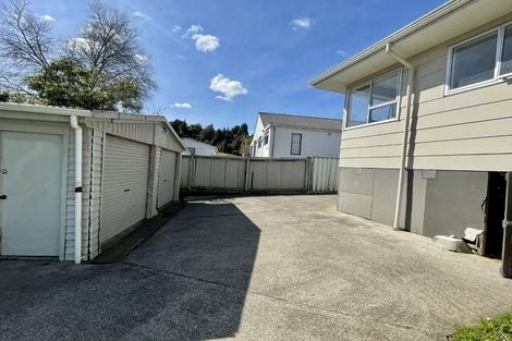 Photo of property in 2 Citril Place, Red Hill, Papakura, 2110