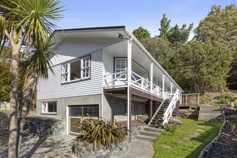 Photo of property in 17 Holmes Grove, Naenae, Lower Hutt, 5011