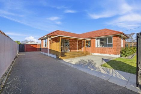 Photo of property in 158 Gayhurst Road, Dallington, Christchurch, 8061