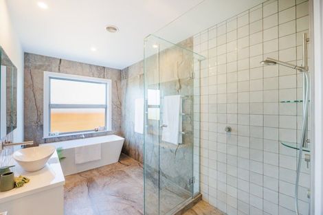 Photo of property in 9 Paterson Lane, Kelvin Grove, Palmerston North, 4470