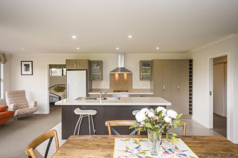 Photo of property in 7 The Oaks, Awapuni, Palmerston North, 4412