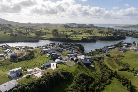 Photo of property in 6 Koromiko Lane, Raglan, 3225