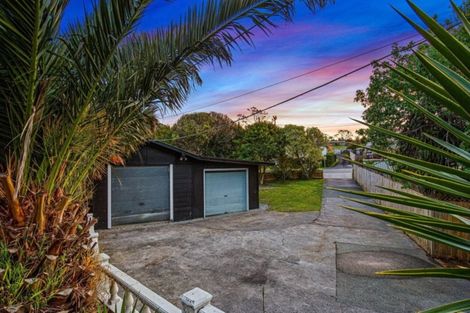 Photo of property in 263 Henderson Valley Road, Henderson, Auckland, 0612