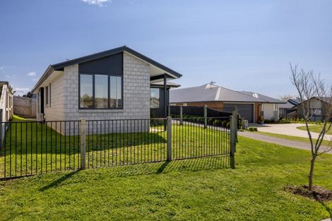 Photo of property in 25a Kiritiana Close, Pyes Pa, Tauranga, 3112