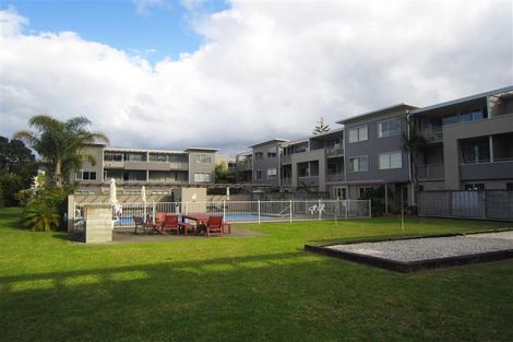 Photo of property in 19/36p Bute Road, Browns Bay, Auckland, 0630