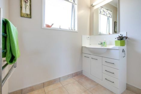 Photo of property in 3/11 Church Road, Taradale, Napier, 4112