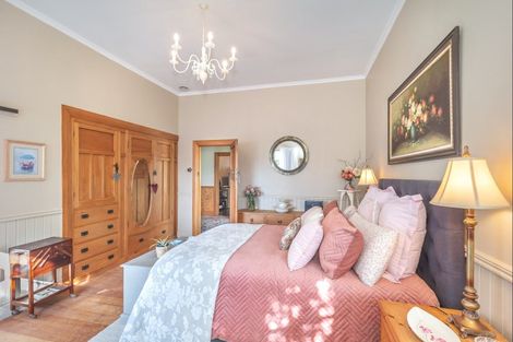 Photo of property in 111 Avenue Road, Foxton, 4891