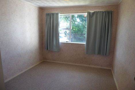 Photo of property in 44 Escort Grove, Awapuni, Palmerston North, 4412