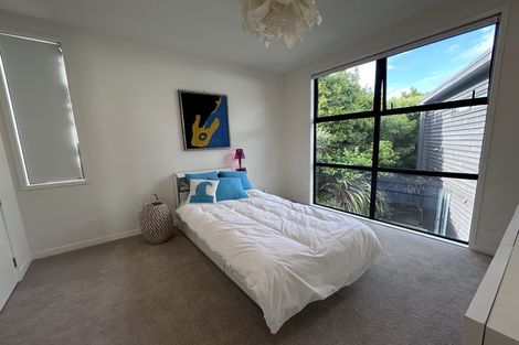 Photo of property in 4c Beach Road, Castor Bay, Auckland, 0620