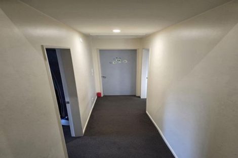 Photo of property in 6 Ronald Woolf Place, Churton Park, Wellington, 6037