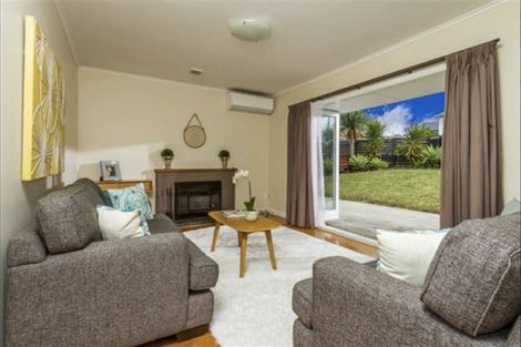 Photo of property in 14 Cassino Street, Bayswater, Auckland, 0622