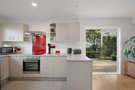 Photo of property in 1/146 Rangatira Road, Beach Haven, Auckland, 0626