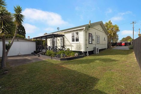 Photo of property in 5 Rewa Street, New Lynn, Auckland, 0600
