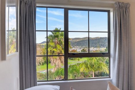 Photo of property in 2 Memorial Drive, Parahaki, Whangarei, 0112