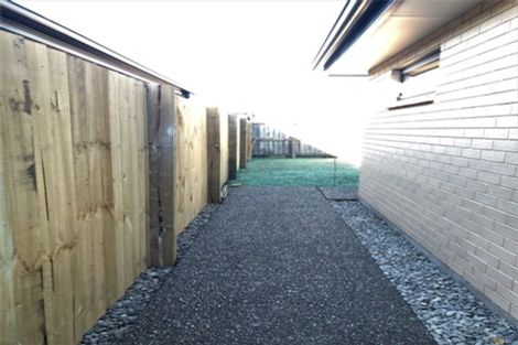 Photo of property in 17 Delph Street, Avonhead, Christchurch, 8042