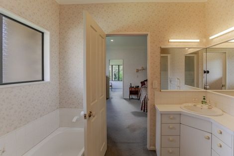 Photo of property in 80 Mount Herbert Road, Waipukurau, 4200