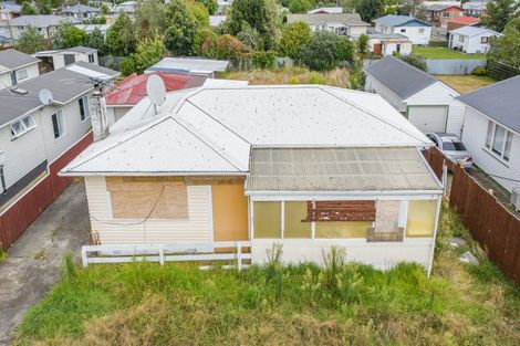 Photo of property in 30 Bledisloe Street, Levin, 5510