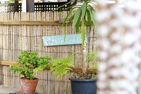 Photo of property in 25 Puriri Road, Waikanae, 5036