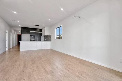 Photo of property in 12 Woven Place, Karaka, 2113