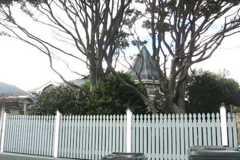 Photo of property in 16 Bloomfield Terrace, Hutt Central, Lower Hutt, 5010